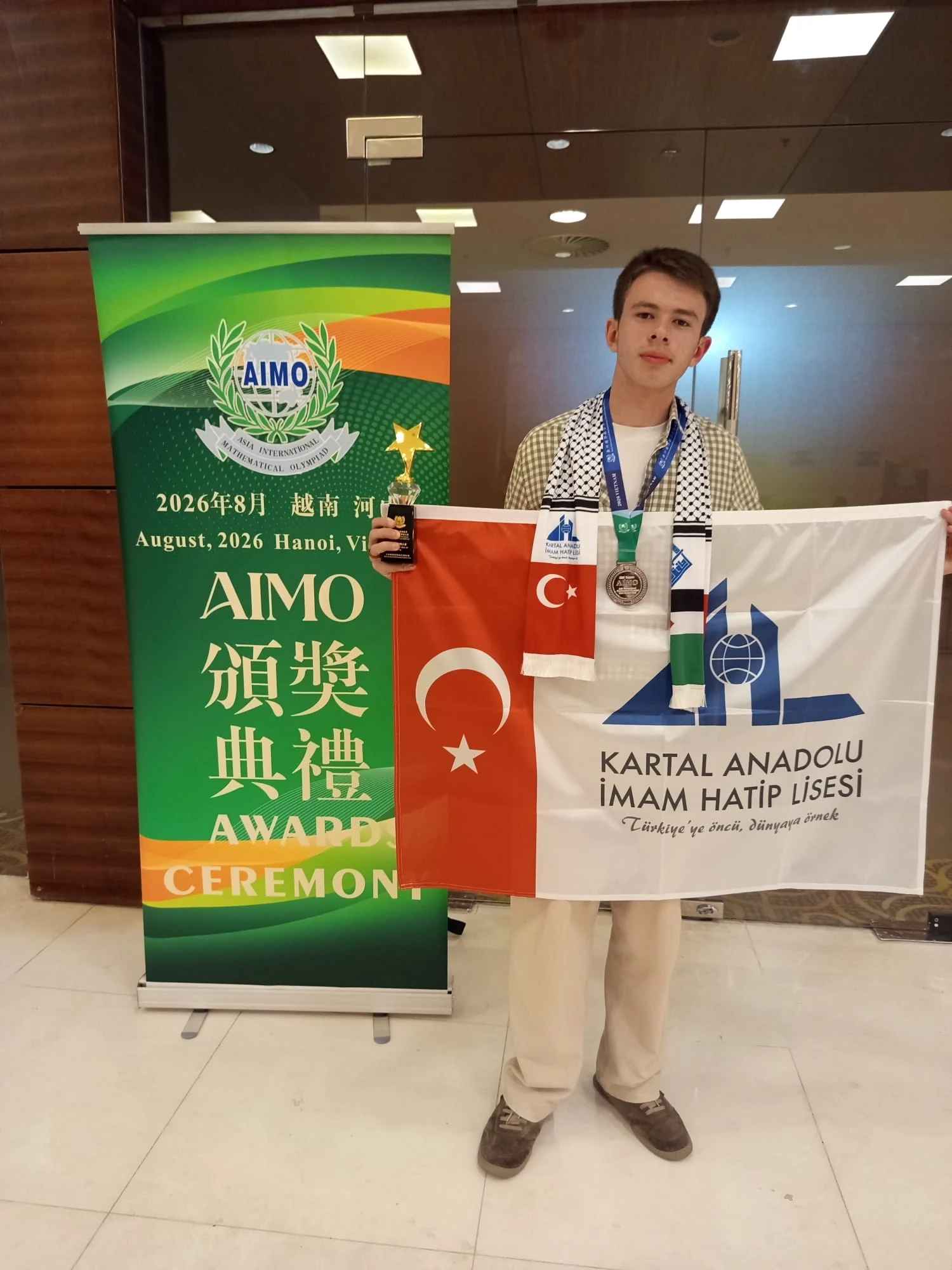 Öğrencimiz Muhammed Enes Demirel’den AIMO’da Gümüş Madalya Başarısı